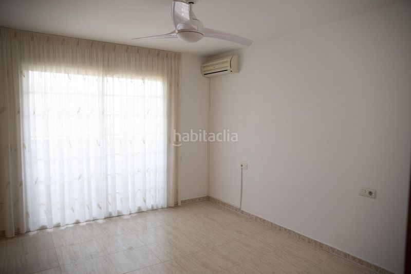 Foto 15a72794-d50a-45d1-b2c8-8b617ad9558c. Casa adossada amb calefacció aparcament a Regueral - Prat d'en Forés Cambrils