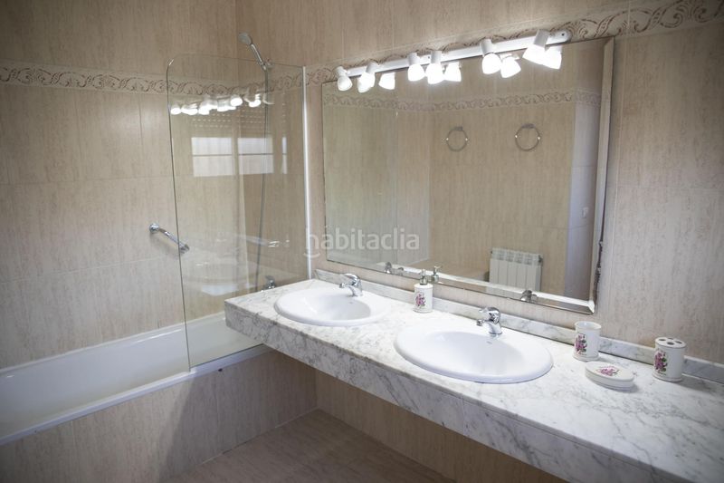 Foto b2cdb135-2697-4667-8f6a-0473a0887dff. Casa adossada amb calefacció aparcament a Regueral - Prat d'en Forés Cambrils