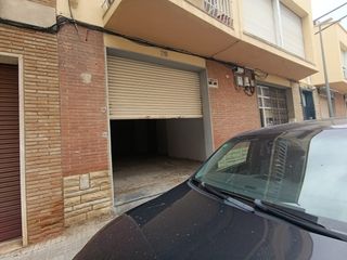 Miete Geschäftsraum  De sant isidre. Local de 91 m a pie de calle en zona residencial de cambrils, un