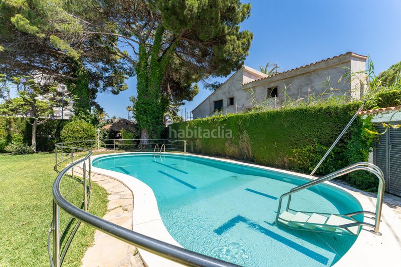 Foto 09cc8b30-2ca7-4994-bcbd-f8f2548d9b4d. Xalet amb calefacció aparcament piscina a Vilafortuny Platja Cambrils