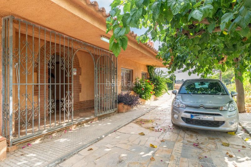 Foto adfbd7ef-d057-42f9-98c6-24227e9bbe97. Masia amb calefacció aparcament a Poble Mont-roig del Camp