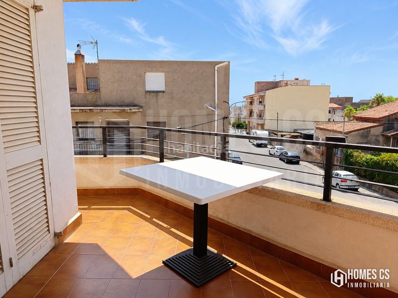 Foto 476d9046-3ba7-4682-af2c-6631144b2574. Casa amb aparcament a Poble Mont-roig del Camp