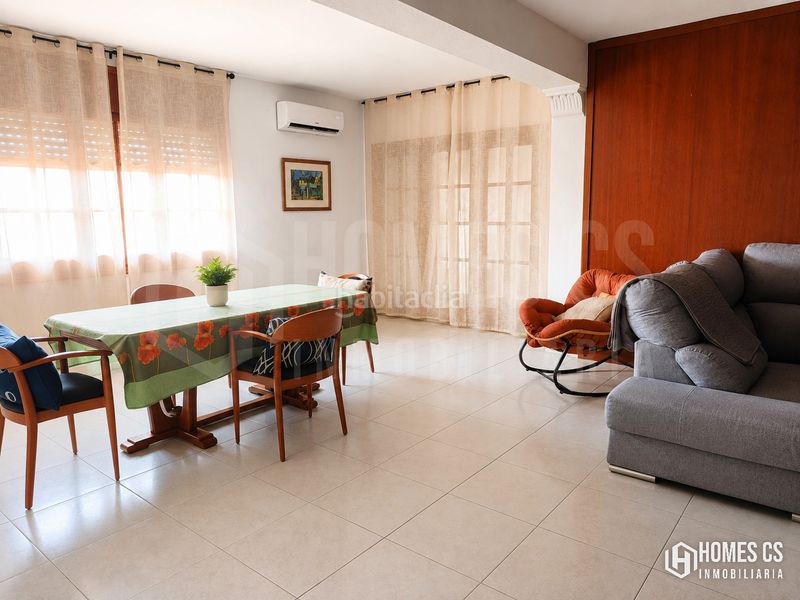 Foto aa4cff1f-e481-4c7b-ab66-ef402b4b13f0. Casa amb aparcament a Poble Mont-roig del Camp