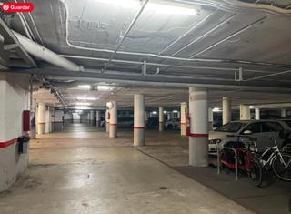 Aparcament cotxe a Carrer de frederic mompou 5. Garaje en venta en sant martí