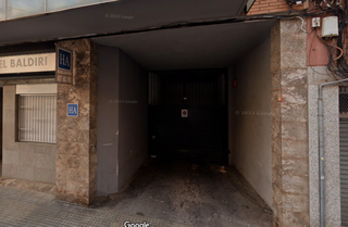 Parking voiture à Carrer de baldiri deu i priu 29. Oportunidad plaza de parking individual en carrer de baldiri deu
