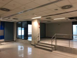 Local commercial  Rambla de volart. Local comercial de 136m2
