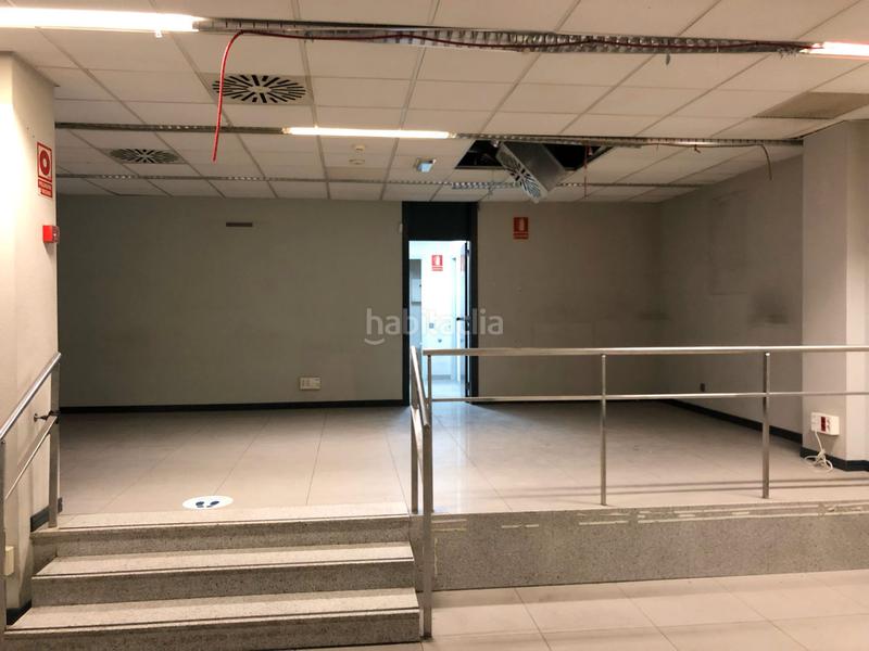 Foto 98f589d6-7322-4b9d-8033-e7022bdc52f1. Local comercial  de 136m2 en Guinardó Barcelona