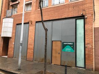 Miete Geschäftsraum in Carrer de viladrosa 62. Gran local en c/ viladrosa 62-64 – 260m² – amplio y funcional