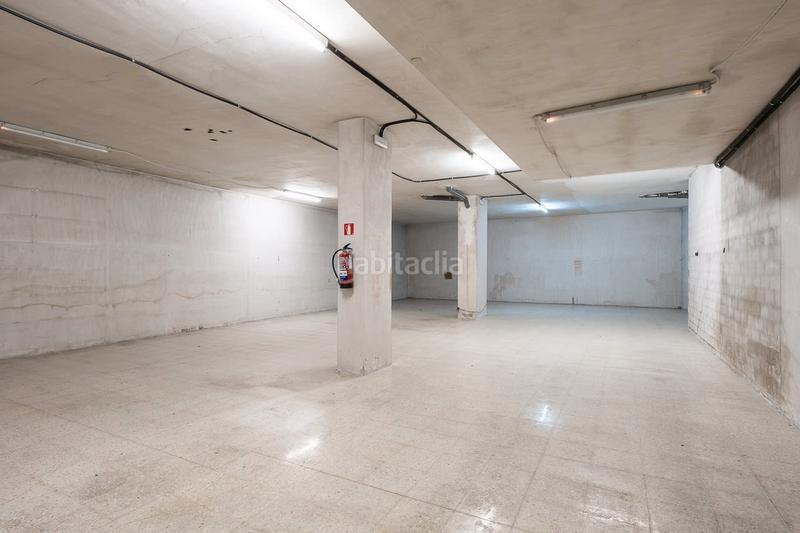 Foto a42eb2ca-7a88-4ef0-8e8e-5ab8ce853d54. Location local commercial dans avinguda de vallcarca 20 dans Barcelona