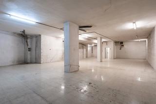 Business premise in Avinguda de Vallcarca 20