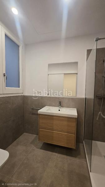 Foto de3276ac-d3c1-4394-b667-7754f78391ae. Alquiler piso preciosa vivienda reformada de 112m2 en gran via ccatalanes en Barcelona