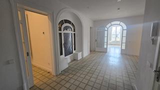 Location Appartement  Gran via de les corts catalanes. Preciosa vivienda reformada de 112m2 en gran via ccatalanes