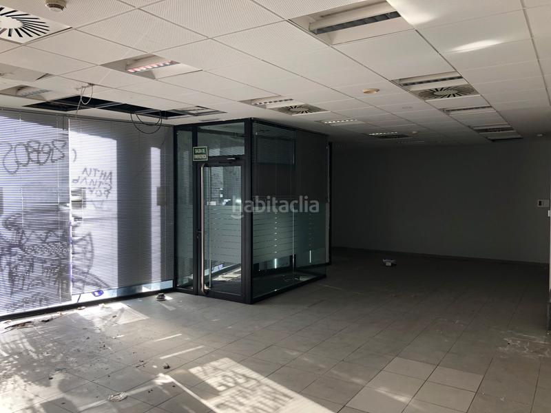 Foto 17cab2c7-d1ee-499b-939e-084232530bf6. Local commercial dans Sant Andreu de Palomar Barcelona