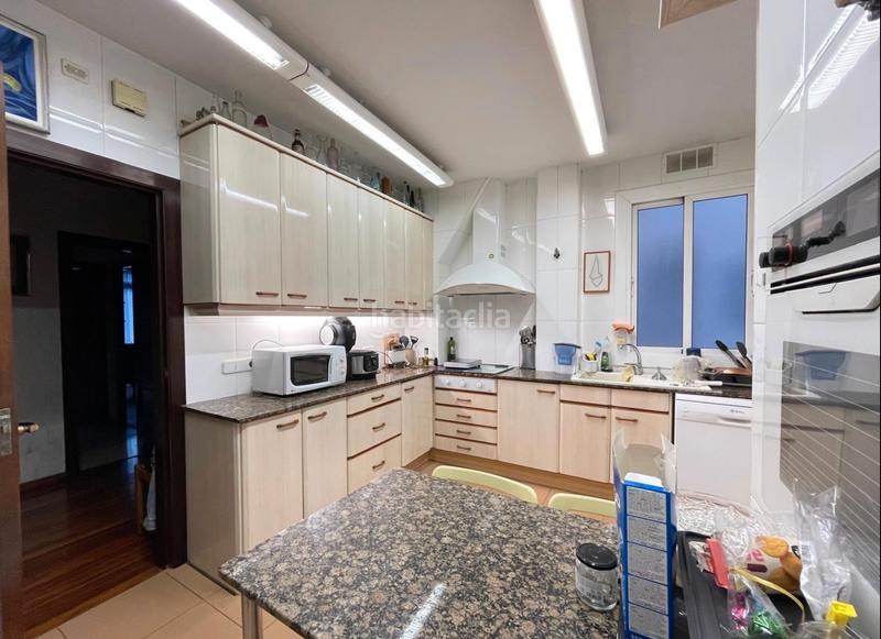 Foto ba2bbb4e-d4b2-4470-9875-122d89943517. Pis amb aparcament a Sant Gervasi - Bonanova Barcelona