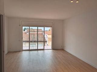 Location Appartement  Carrer ramon berenguer 3