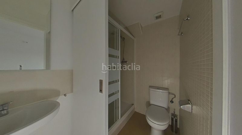 Foto d4cbc0a9-3dc7-4eb8-96c8-319cb7a5d5a3. Piso  en venta en rentabilidad – 812 €/mes | sin comisiones de agencia en Terrassa