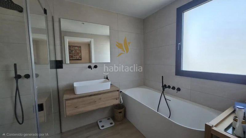 Foto dcae9c9c-1ab6-46eb-bf06-df44b2723068. Xalet amb piscina a Can Girona - Terramar - Vinyet Sitges