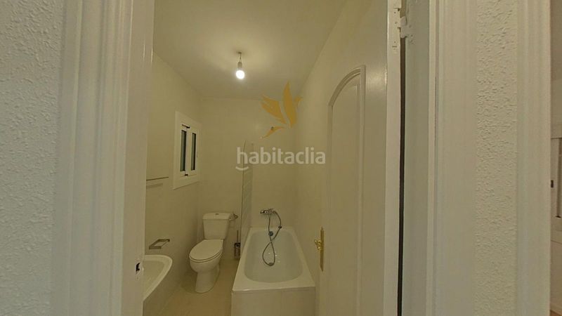 Foto 165af41b-4d45-4691-8adb-88d615894d75. Piso en Trinitat Vella Barcelona