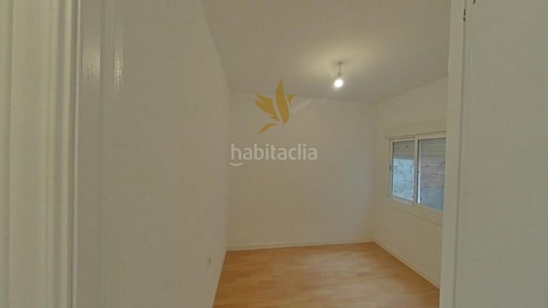 Foto 167500b7-03c3-412b-a74d-c9685f705977. Piso en Trinitat Vella Barcelona