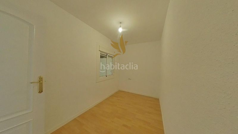Foto b7e97ec2-14e3-430b-8aaa-4c8ba165718d. Piso en Trinitat Vella Barcelona