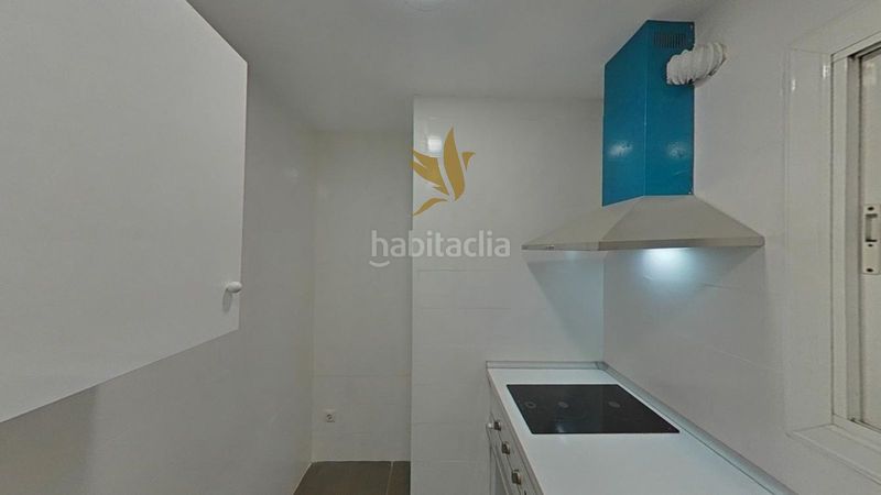 Foto bc6b9c2e-1b83-44fd-92bd-0a2fece4eafb. Piso en Trinitat Vella Barcelona