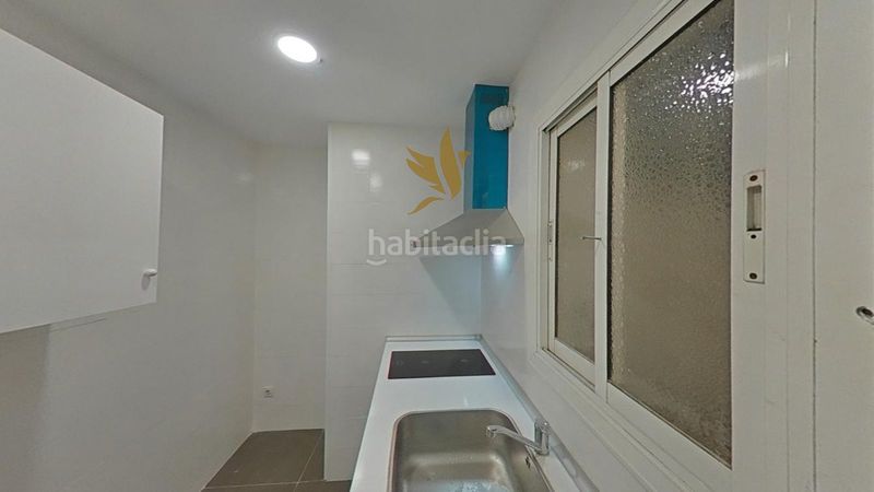 Foto cae986ee-9610-4c40-98db-1dcae1652975. Piso en Trinitat Vella Barcelona