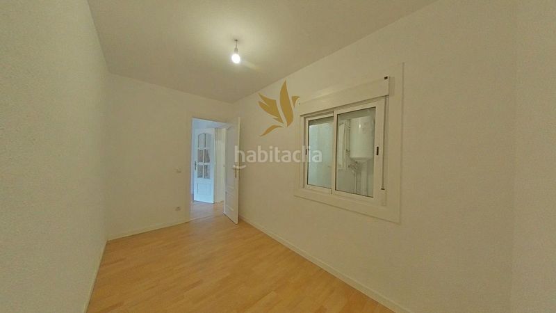 Foto ef7d483a-5879-479a-bad5-060bc4c83ea9. Piso en Trinitat Vella Barcelona