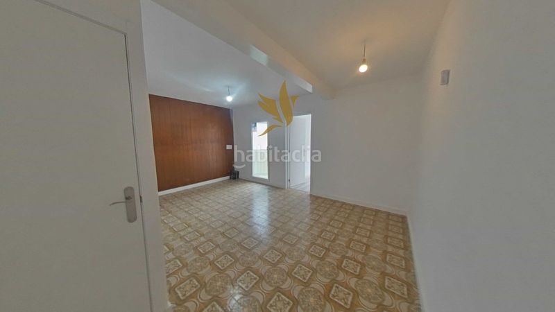 Foto 0b1573a9-eb60-41d0-95e0-303924757327. Pis a Trinitat Vella Barcelona