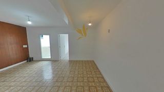 Flat  Foradada. Piso alquilado con seguro de alquiler   855 mes