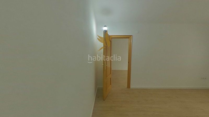 Foto 16265680-b13b-4635-9578-0d9358ad2697. Pis a Sant Crist Badalona