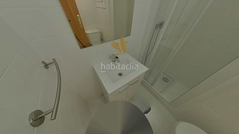 Foto 4a499840-7315-44c5-932b-1e5640842e53. Pis a Sant Crist Badalona