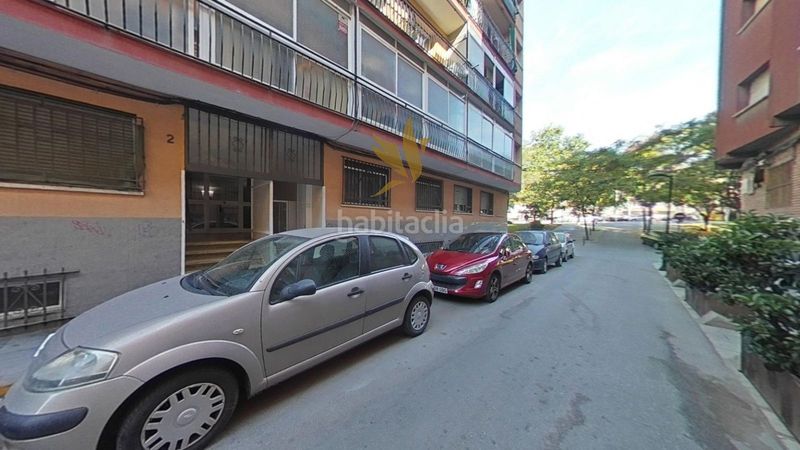 Foto f1786446-a74d-4d22-a5b9-2494d72ba084. Pis a Puigfred Badalona