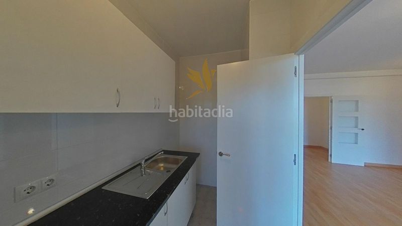 Foto 769e6174-63a1-415f-beb3-3f0659dafe93. Pis a Sant Andreu de Palomar Barcelona