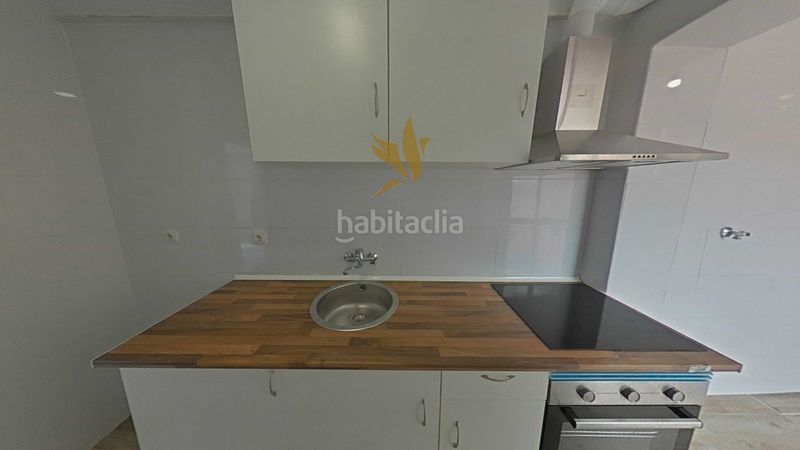 Foto b9c286d6-d6ef-460f-a1a7-64051c3d0e83. Pis a Pomar Badalona