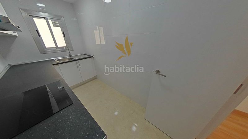 Foto 4fb8512a-53e6-4351-a9b6-128aa1c3c7f2. Pis a Sant Crist Badalona
