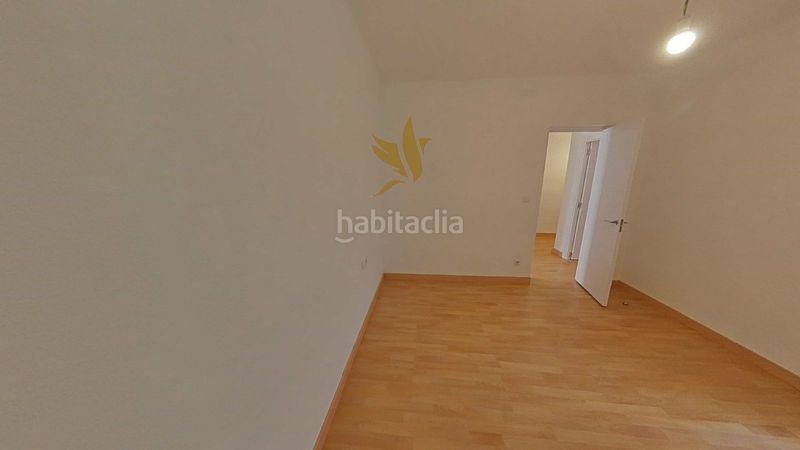 Foto 660f72c8-ee27-43f3-9050-972ce3fff45e. Pis a Sant Crist Badalona