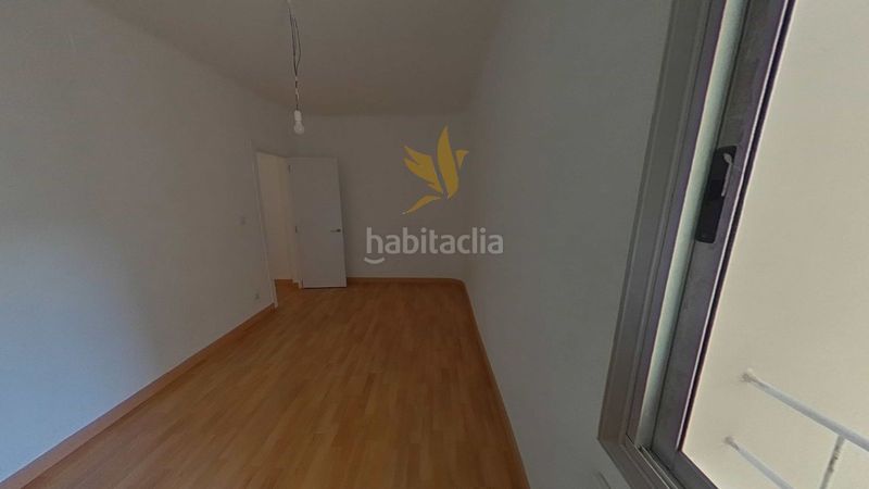 Foto 7947a328-6c7d-429c-b44c-4453bc783a8b. Pis a Sant Crist Badalona