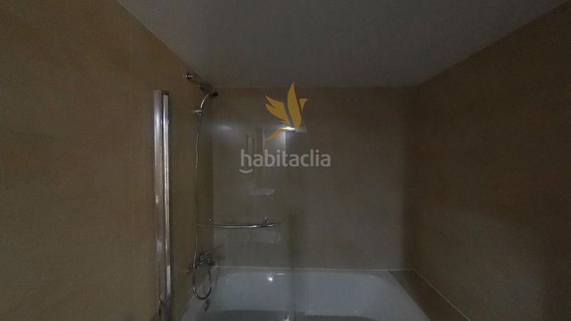 Foto 58092116-aea3-4cfc-8345-aba5fae90e04. Pis a Bufalà Badalona