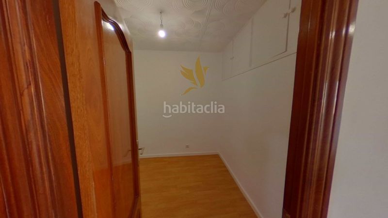 Foto 09e2f3a0-7b9f-43a8-9c55-3be9c34dd3fa. Pis a Sant Crist Badalona