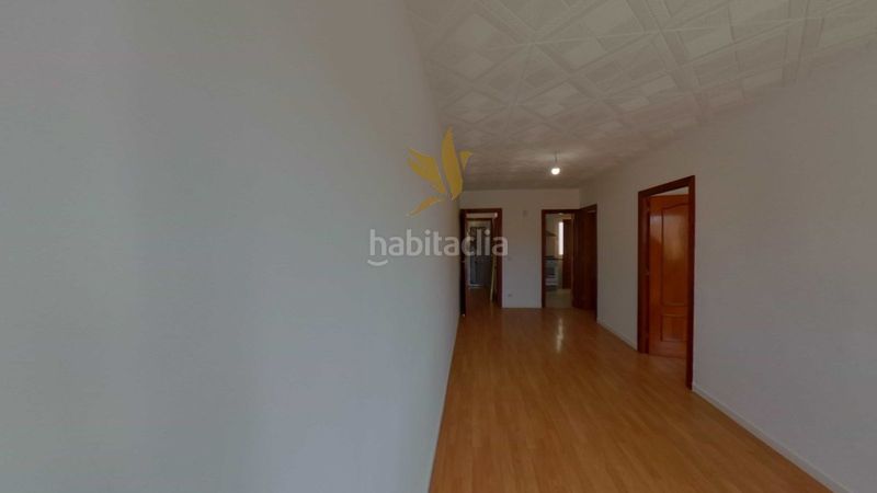 Foto 35db554b-fcb6-4d69-98b5-1327994692c9. Pis a Sant Crist Badalona