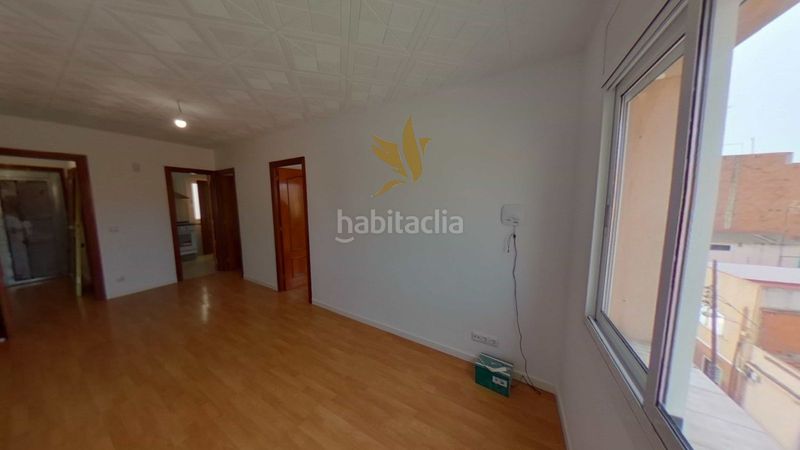 Foto b2cae68d-d857-40c2-ad34-99fdd2e88d9d. Pis a Sant Crist Badalona