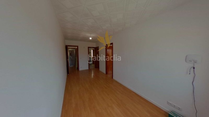 Foto bf615602-e716-4f3a-ad7e-343da2e76004. Pis a Sant Crist Badalona