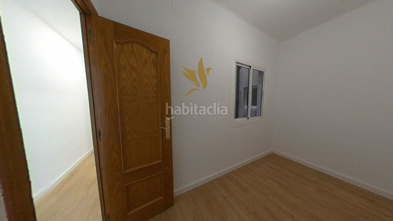 Foto 28be6a43-944c-45a4-8d9f-0a6a51cf6648. Pis a Sant Crist Badalona