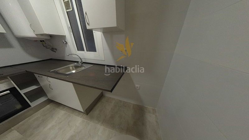 Foto 469c6e05-a305-431b-9577-21334d9db467. Pis a Sant Crist Badalona