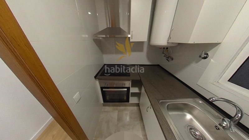 Foto a80e38be-419a-4a59-8245-29514e5d1a4b. Pis a Sant Crist Badalona