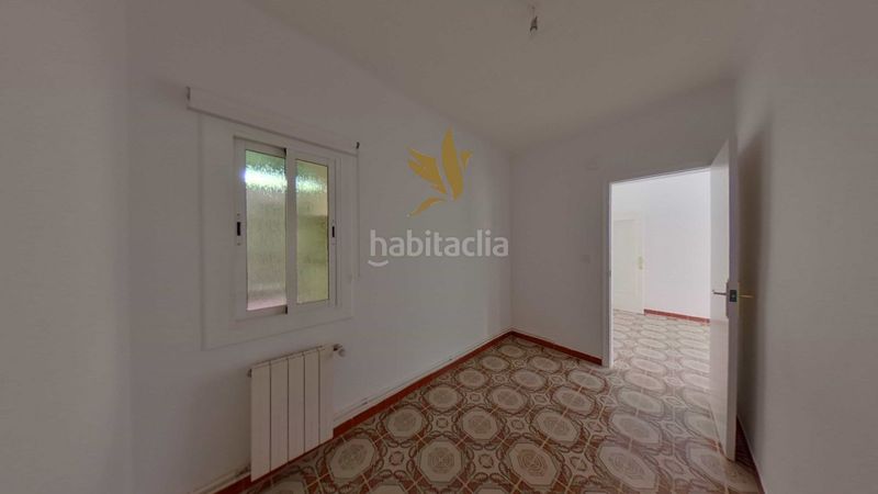 Foto 0eb793fb-8f4a-4ef6-8469-930ebde37d50. Pis a Sant Crist Badalona