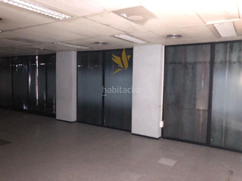 Foto 17a39857-a912-4090-9382-f9e3e3f931ce. Local comercial a Prosperitat Barcelona
