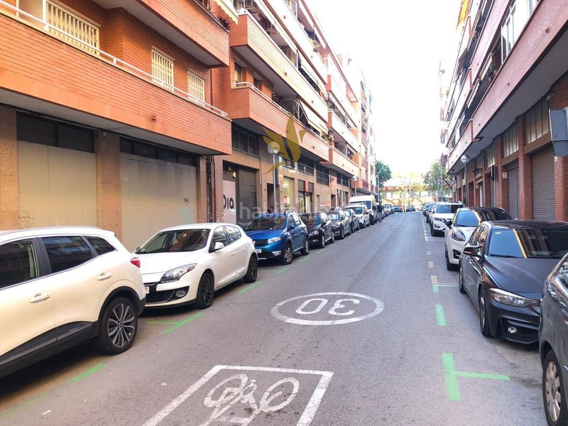 Foto 85190069-0929-4ac5-a11c-3fe68a6112a4. Local comercial a Prosperitat Barcelona