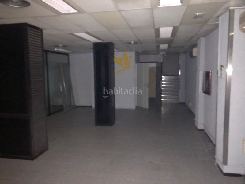 Foto 9d18a538-d7bf-4b1a-97cf-92a3b62154ee. Local comercial a Prosperitat Barcelona