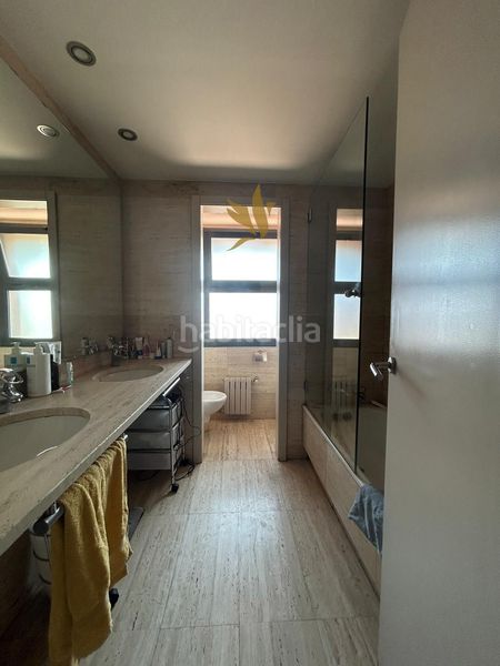 Foto b64a7a89-fcb3-4cea-b43b-b49756ca83f5. Casa amb calefacció aparcament a Sant Gervasi - Bonanova Barcelona
